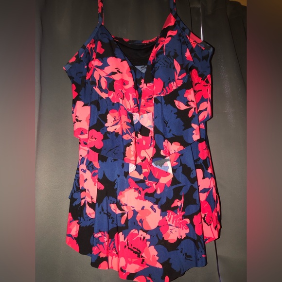 Aqua Green Womens’s UPF 50 Tiered Tankini Top - multicolored - Picture 7 of 8